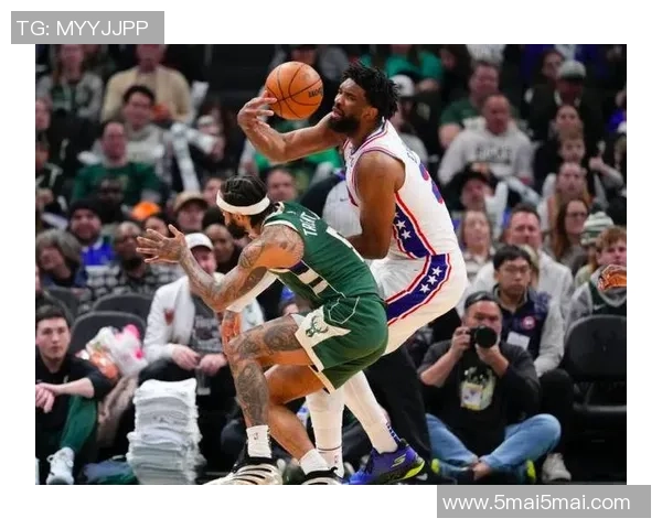 76人对阵雄鹿的精彩赛果分析与比赛亮点回顾