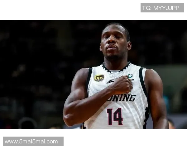 亨克与弗伦激战正酣谁能在这场对决中笑到最后